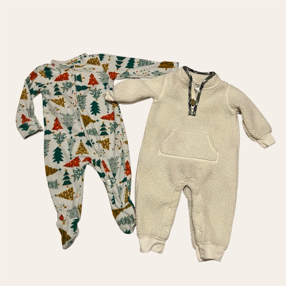 Boys Old Navy Christmas Fleece Footed Sleeper & Carter’s 1/4 Zip Sherpa Bodysuit
